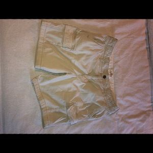 Hollister shorts size 34